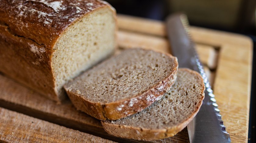 Pinzgau speciality: “Kletzenbrot” fruit loaf Pinzgau speciality: “Kletzenbrot” fruit loaf